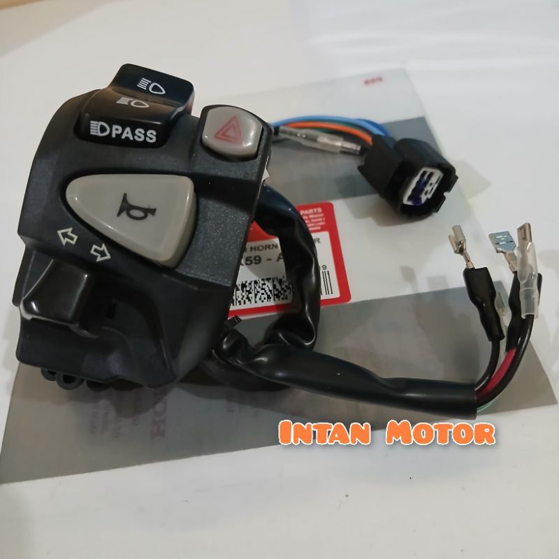 VARIO 160 HAZARD : SAKLAR HOLDER KIRI + HAZARD VARIO 160