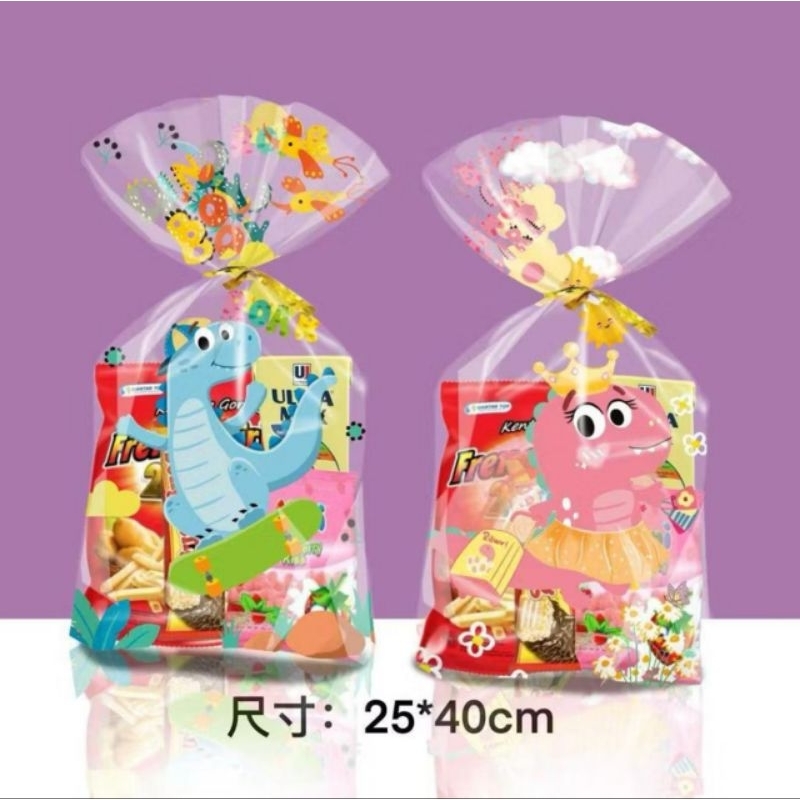 

Plastik Snack Ulang Tahun banyak motif uk. 25*40cm 1Pack ( 10 Lembar )