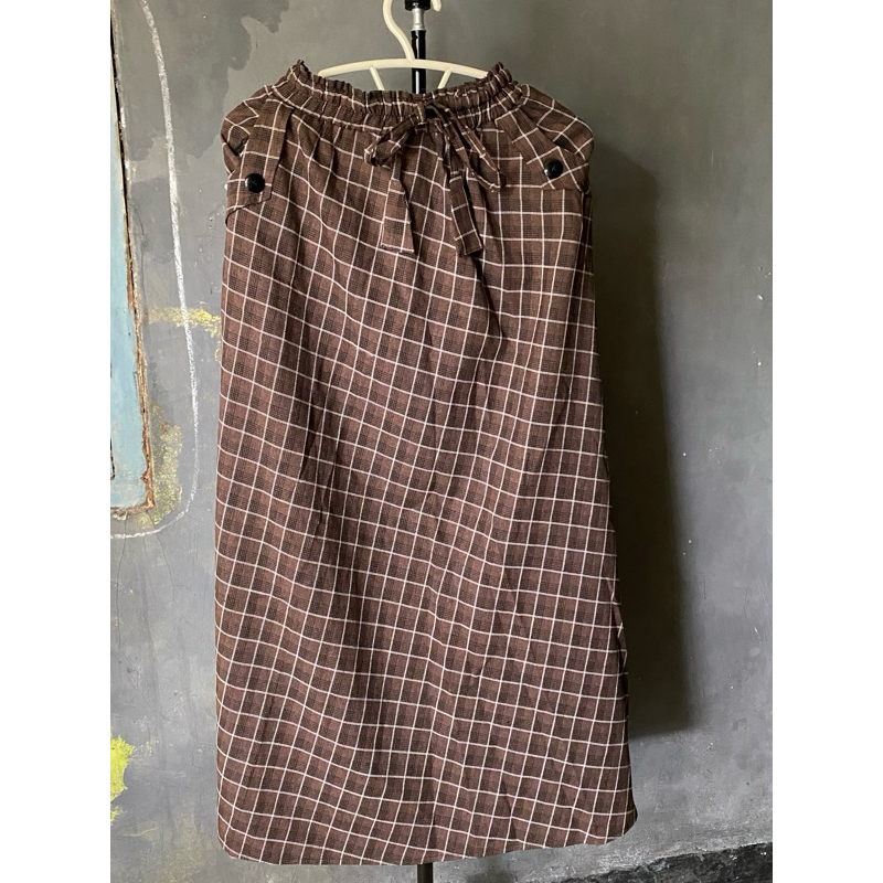 (preloved) rok coklat kotak-kotak