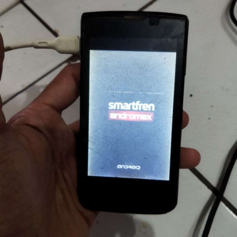 Handphone Hp smartfren andromax C3 bekas minus bahan