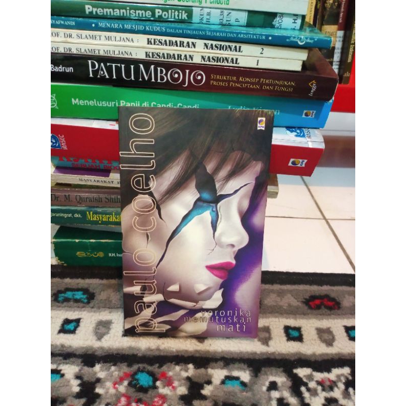 Veronika memutuskan mati - Paulo Coelho