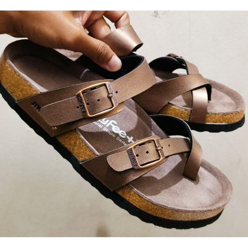 (Preloved Like New Jarang dipakai) Sepatu Sandal MyFeet F4 M Brown Size 37