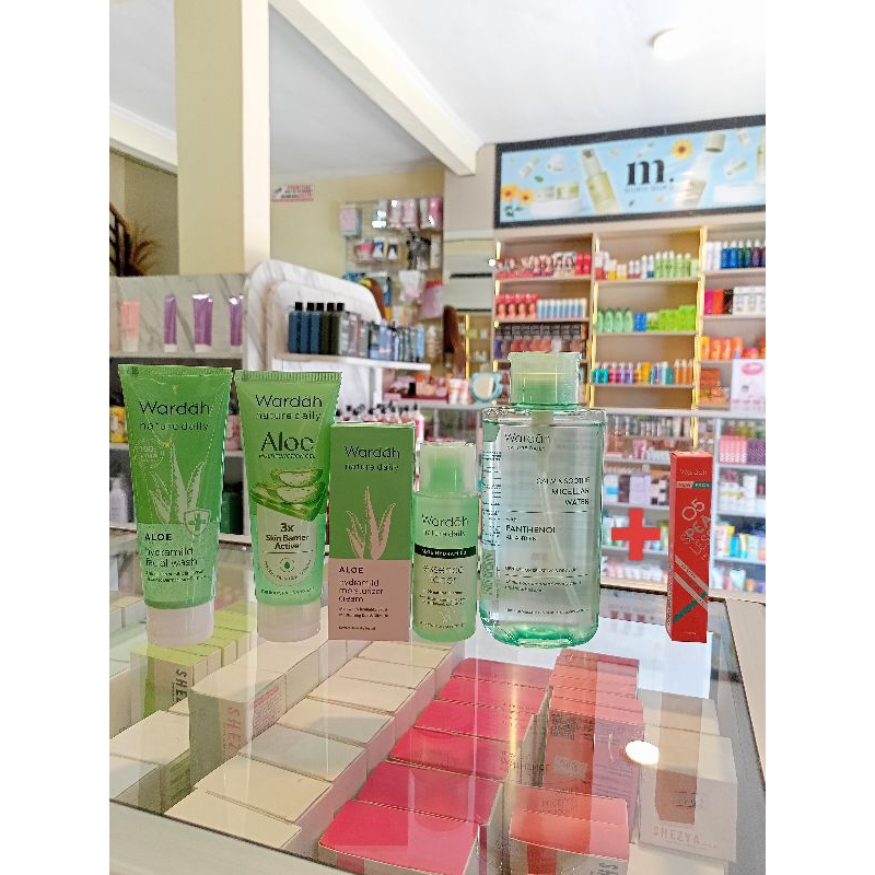 Wardah Nature Daily Aloe Vera Series Paket Skincare [5in1]+ FREE Wardah exclusive lipcream (05 speec