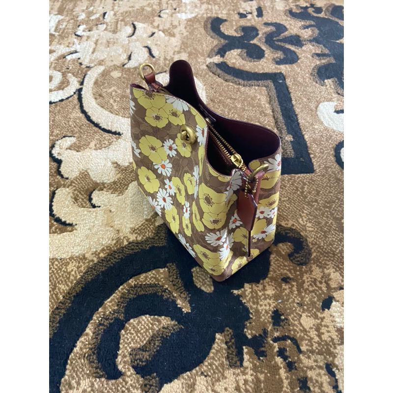 Preloved coach willow floral signature