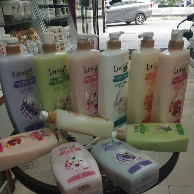 LOVIAL SHOWER CREAM EXTRA MOISTURIZER