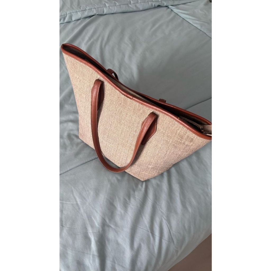 HOLDREY Gia Tote Bag (Preloved)