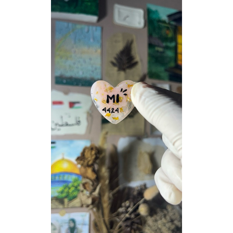 ganci Resin bentuk LOVE