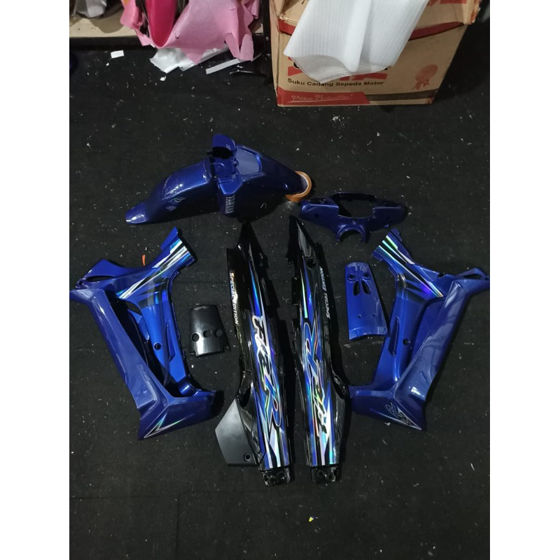 bodi body full set fizr fisr fiz r fis r full biru biru full stiker hollo gram striping hollo gram