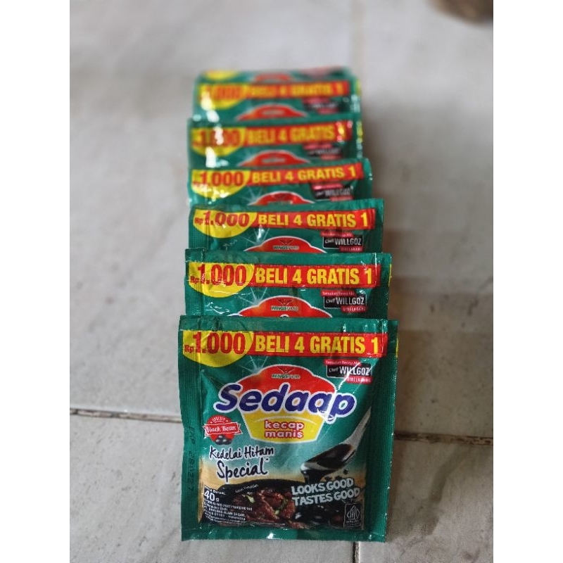 

kecap sedaap 1 renteng isi 15 sachet 1000an