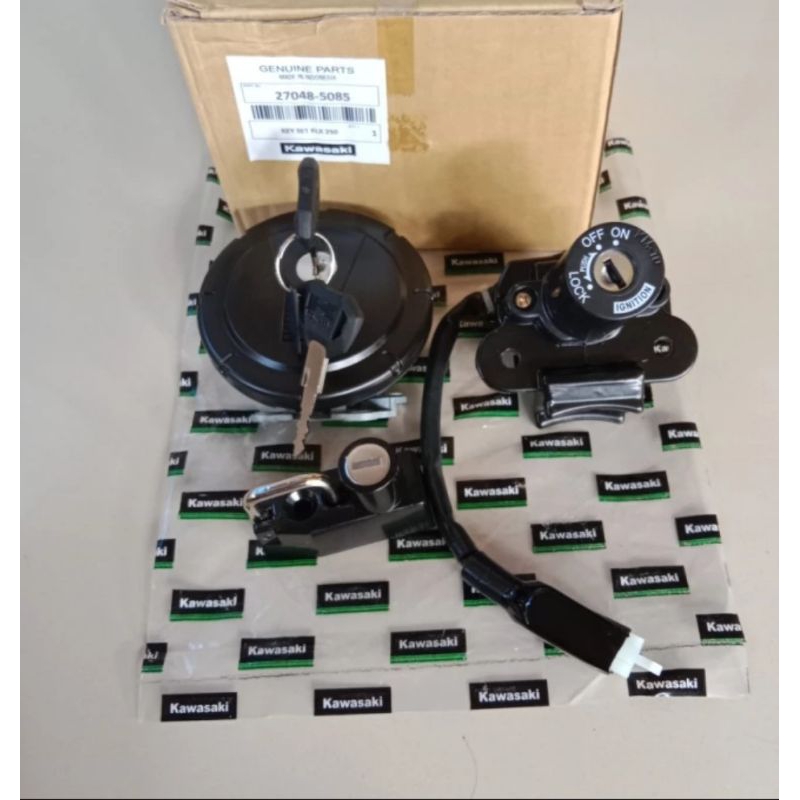 Kunci Kontak KLX 250 Tutup Tangki tutup tangki jok belakang