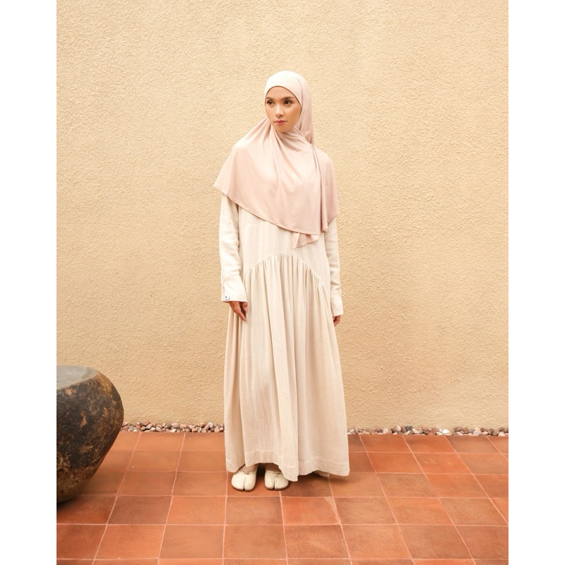 Khalewale Airy Dress | Khalewale Tsaraya Linen Dress | Vanilla Hijab CEO Midnight Dress | Preloved P
