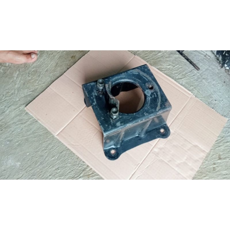 dudukan ban serep Feroza Taft bekas