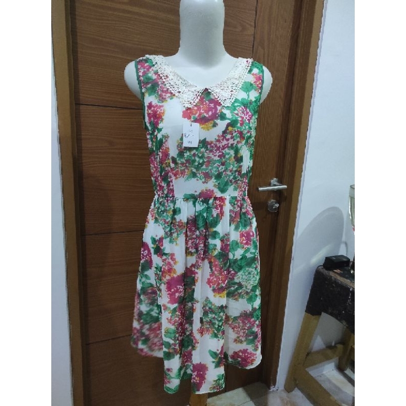 Dress. korean unik  babydoll kerah rajut