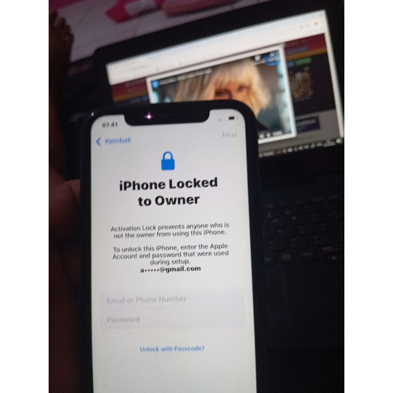 ip 11 ibox lock icloud