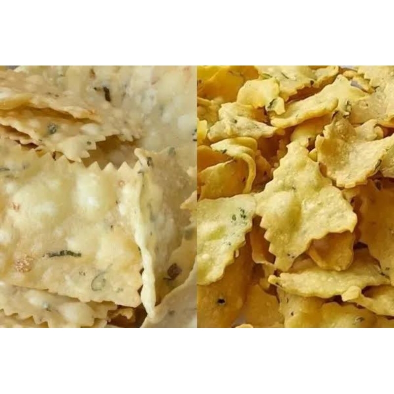 

250 gram kripik bawang seledri gurih dan pedas