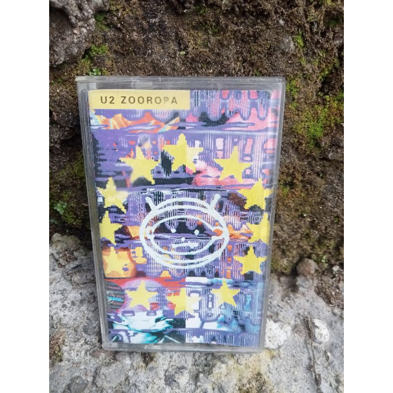 kaset U2