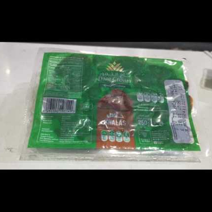 

Date Crown Kurma Khalas (250g) dari UAE in Thermo Pack