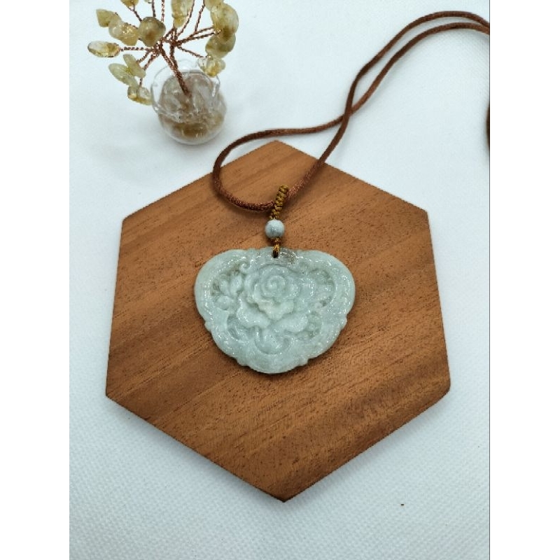 Giok Burma Rose Ruyi Pendant (jadeite)