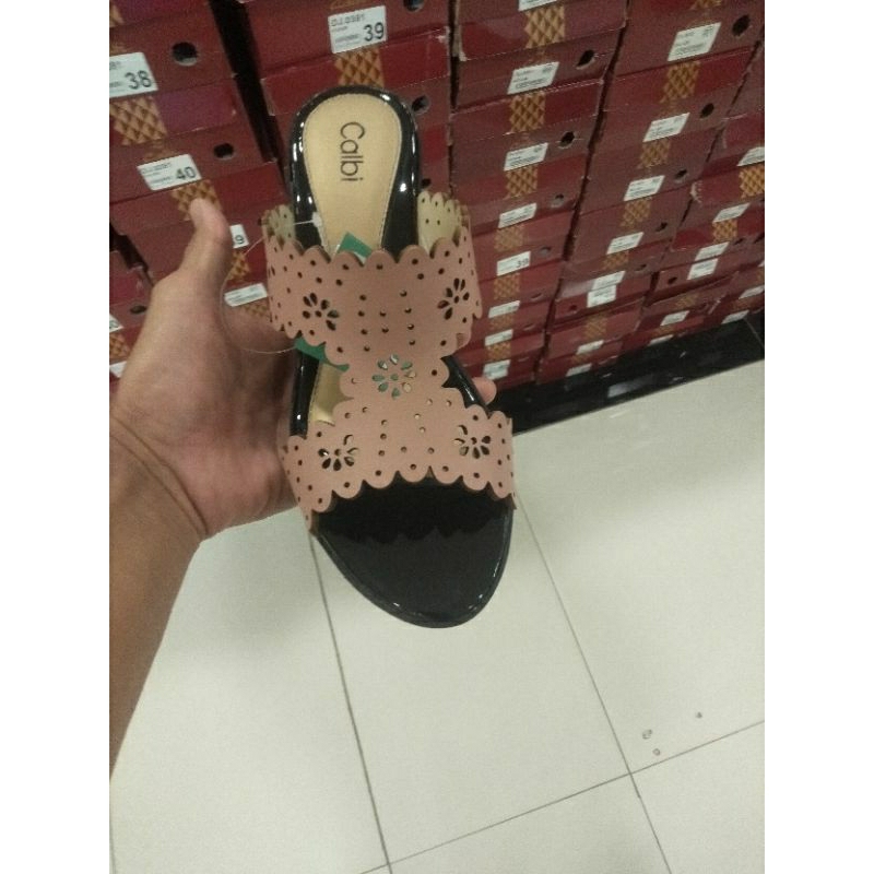 P SANDAL WEDGES TINGGI 5 CM CALBI PEREMPUAN