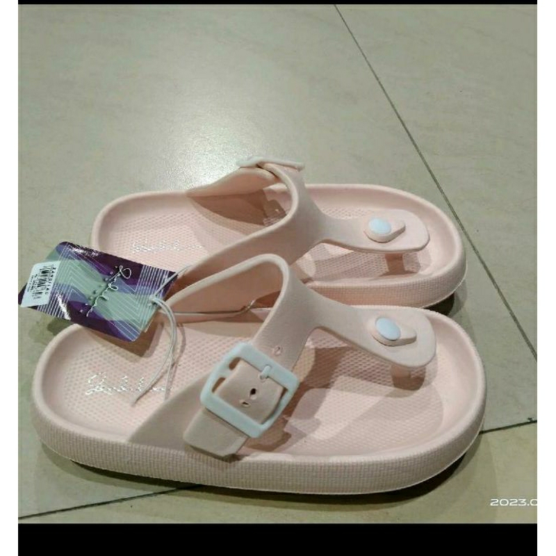 P.SANDAL JEPIT ZANDILAC PEREMPUAN BAHAN KARET