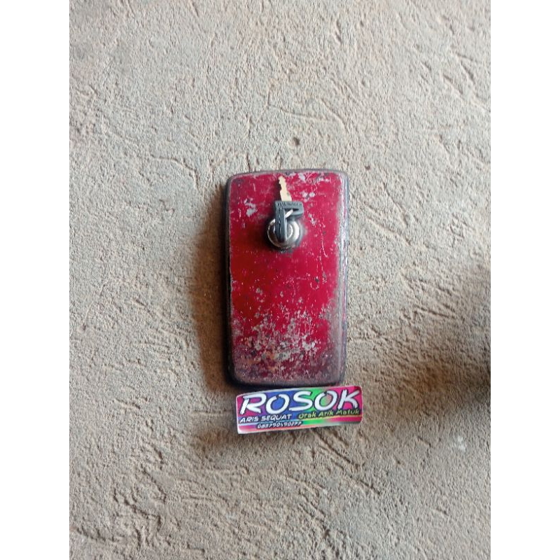 TUTUP TANGKI GL100/GL125 MERAH ORIGINAL