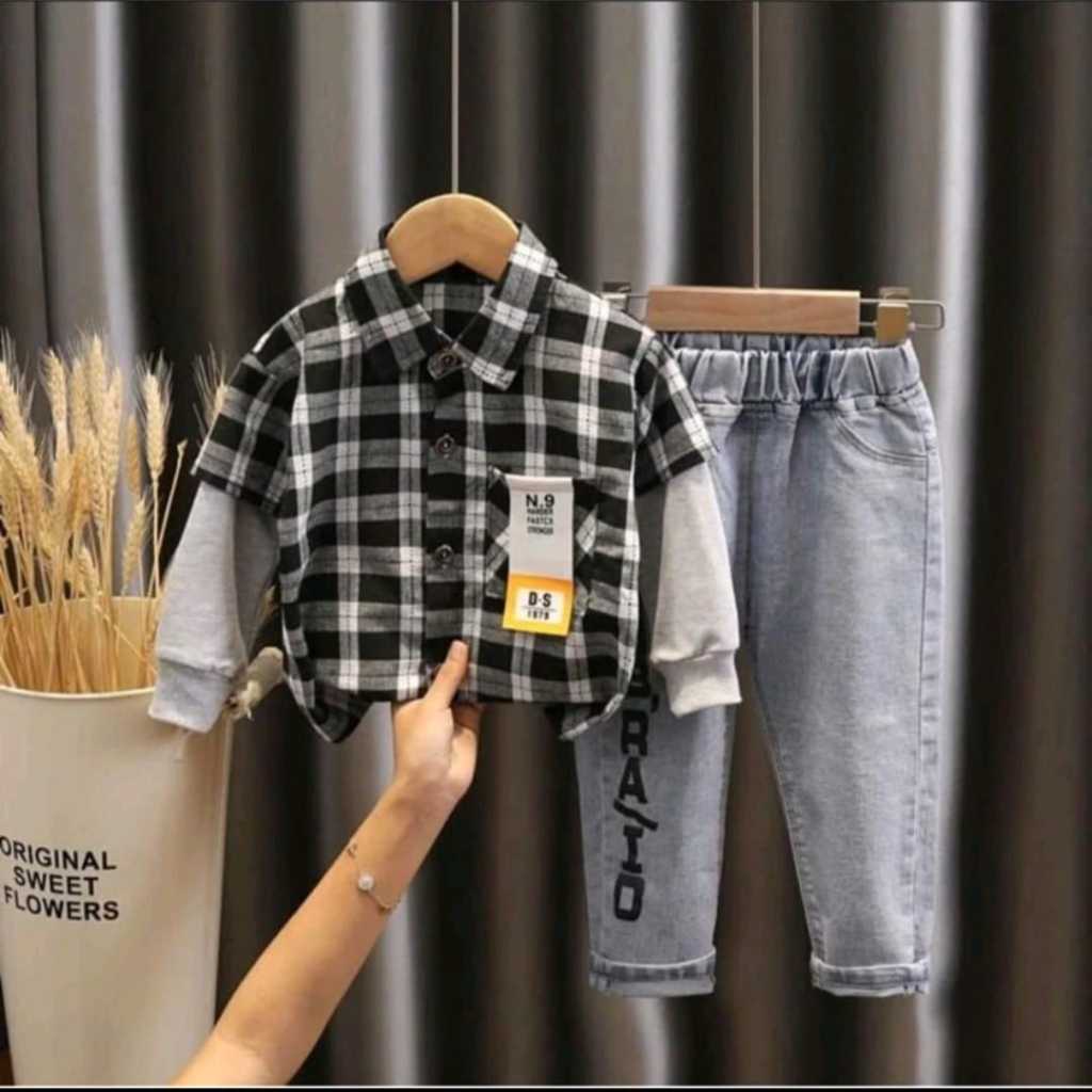 OUTFIT ANAK COWOK 1-5 TAHUN KEMEJA FLANEL & CELANA JEANS