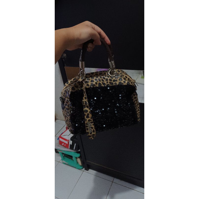 Tas Pesta Fashion Motif Leopard Tenteng Second Preloved