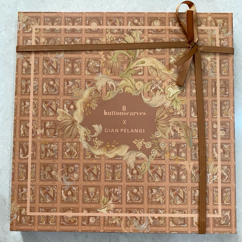 BUTTONSCARVES AUTOGRAPH 2 VOILE SQUARE VOYAGER