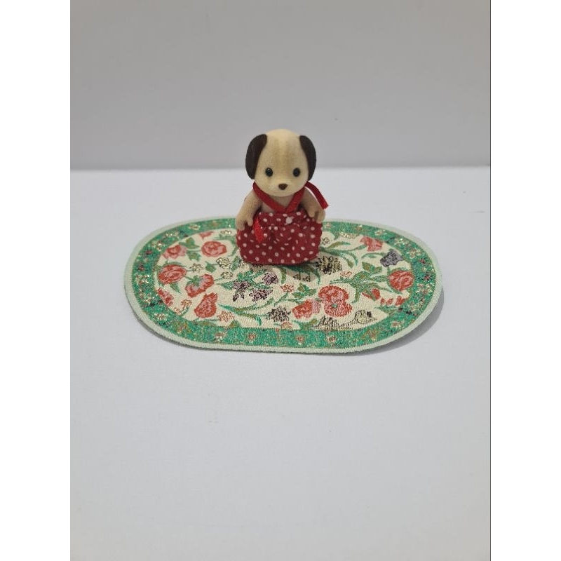 Miniatur Karpet Oval Hijau Bunga size 14.5cm ×9.5cm cocok untuk sylvanian / dollhouse / barbie / nen