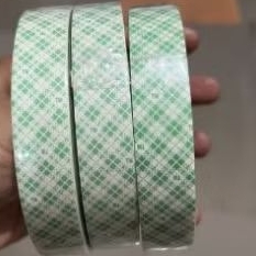 

Double tape 4032 24mmx3mtr-perekat batik hijau 3M
