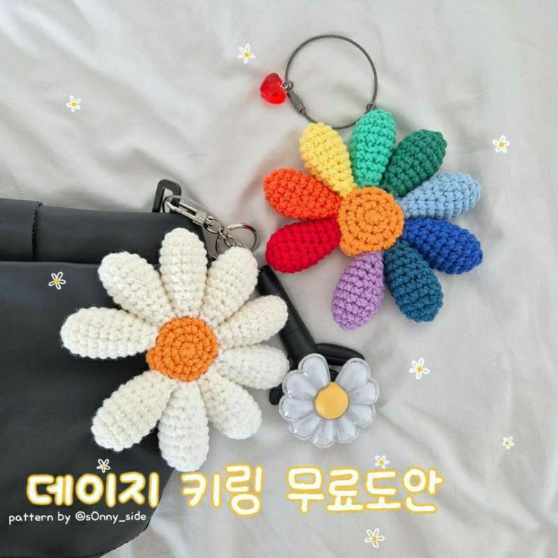 GD lightstick crochet keychain/ GDRAGON'S INSPIRED CROCHET LIGHTSTICK/LIGHSTICK GD RAJUT/ GD LIGHTST