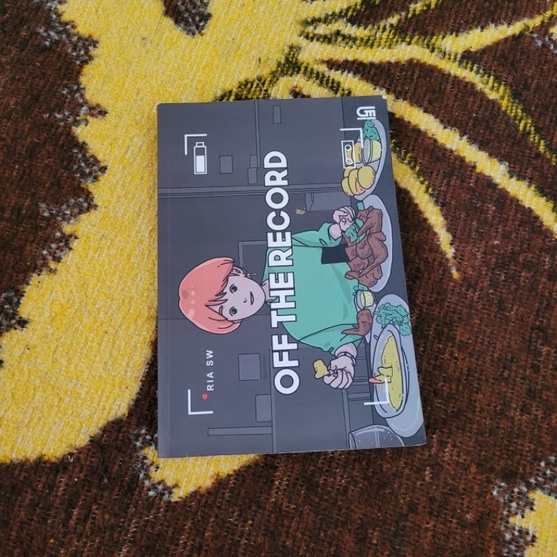 PRELOVED BUKU OFF THE RECORD RIA SW