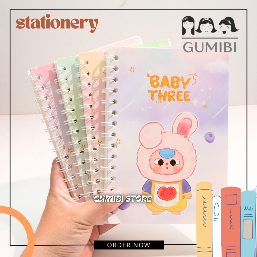 

BUKU TULIS SPIRAL A5 BABY THREE NOTEBOOK SPIRAL RING A5 MOTIF BABY THREE BUKU TULIS BERGARIS BABY THREE LUCU TERMURAH GUMIBI STORE