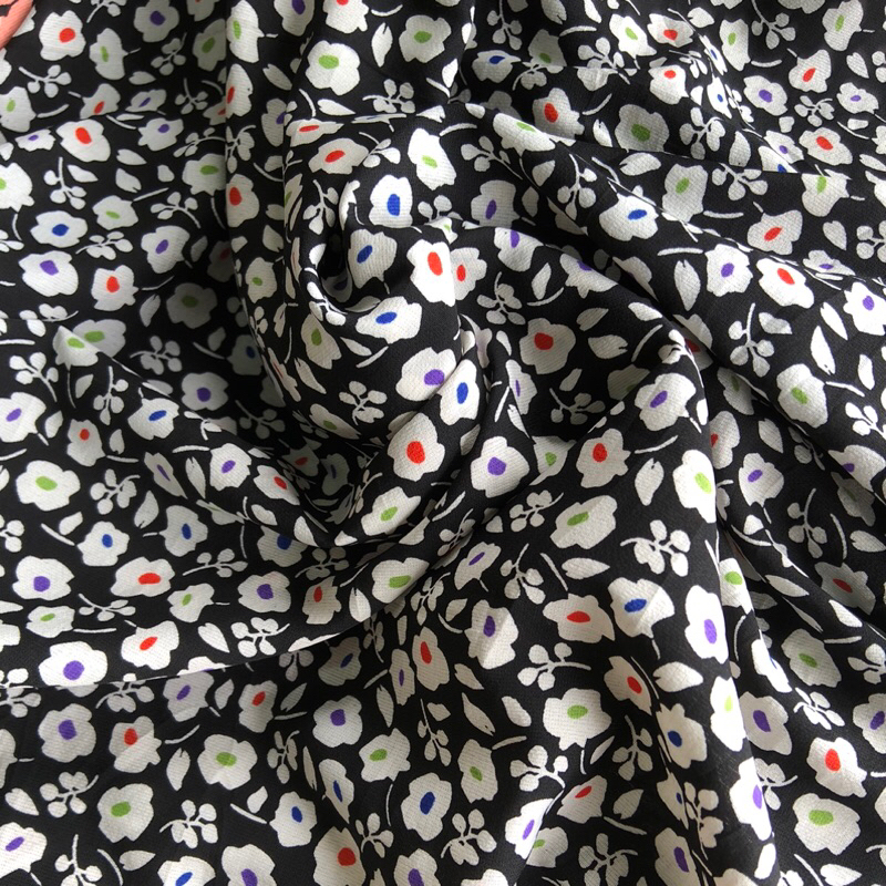 kain zara crepe motif - kain zara crepe motif bunga - kain zara crepe motif impor - kain zara crepe 