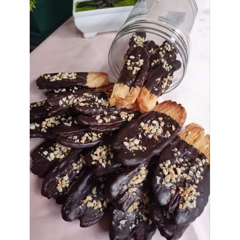 

Palmier chocolate pastry