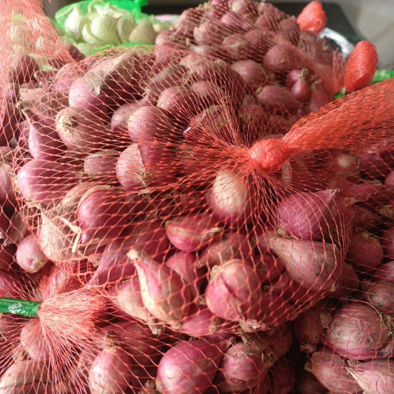 

bawang merah brebes kemasan 250g, bersih dan kering kualitas istimewa.