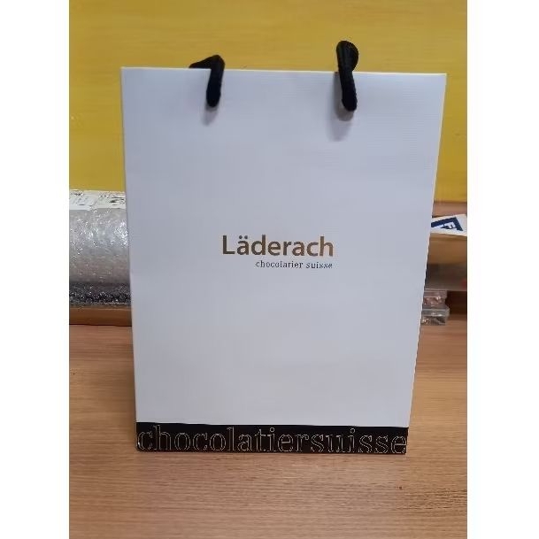 

Paper Bag Laderach ORI Singapore NEW READY