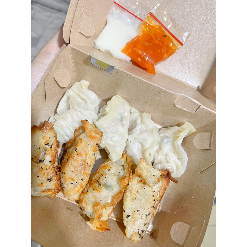 

GYOZA MIX isi 8 (KHUSUS INSTANT/SAMEDAY)