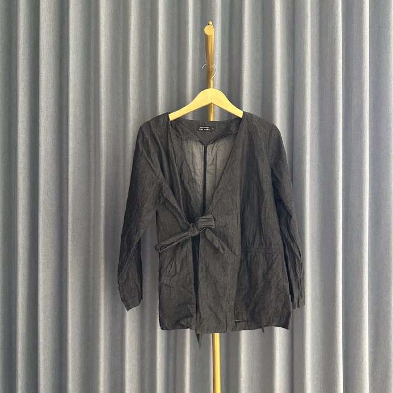 𝙋𝙍𝙀𝙇𝙊𝙑𝙀𝘿 Beyond The Vines BTV Dark Grey V-Neck Long Sleeve Wrap Outer Blouse Denim Fashion Wanita Br