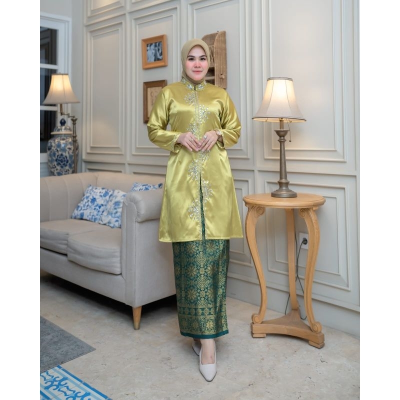 Setelan Kebaya Aldi / Kebaya Pesta / Kebaya Modern / Kebaya Terlaris / Kebaya Terbaru