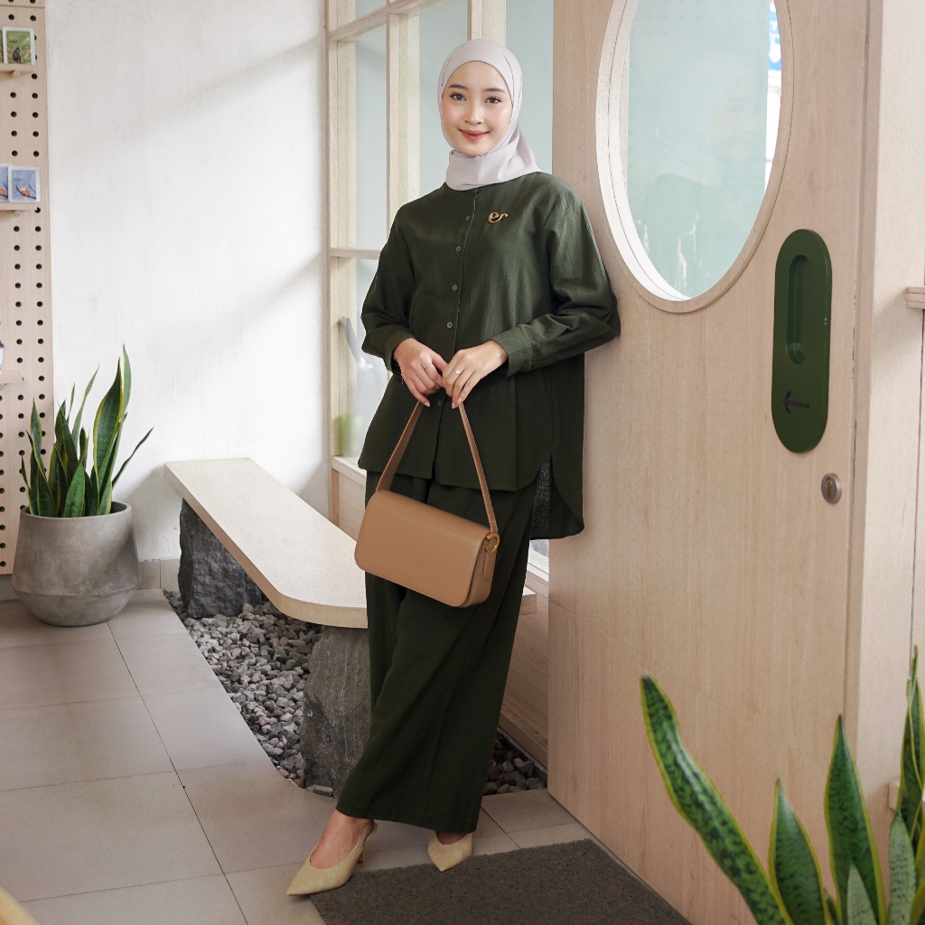 Ederra Ivy Set / One Set Wanita / Atasan Bawahan Wanita