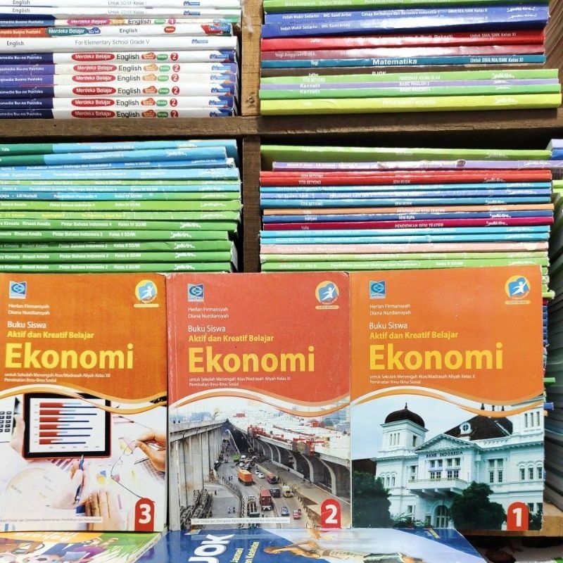 Buku siswa Ekonomi kelas 10,11,12 SMA kurikulum 2013 edisi revisi