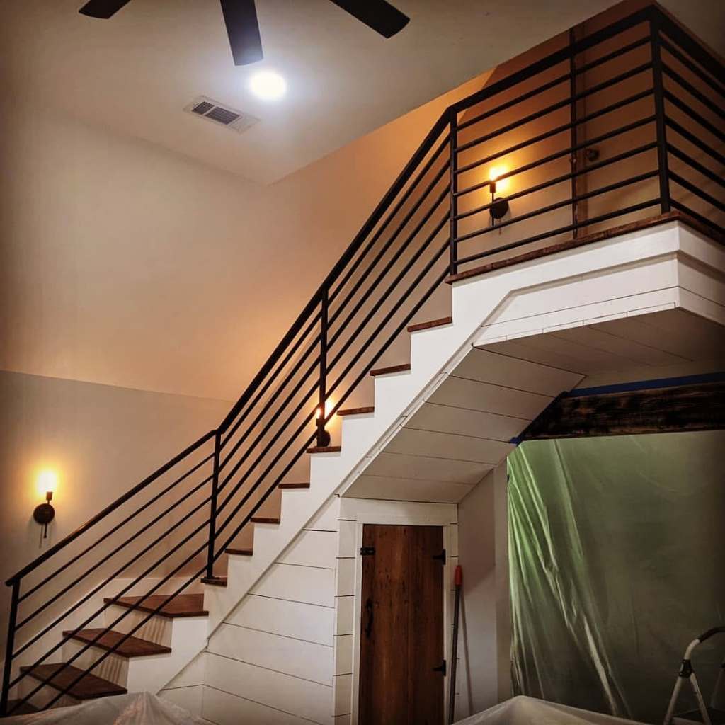 Railing Tangga Minimalis Besi Hollow Galvanis Custom