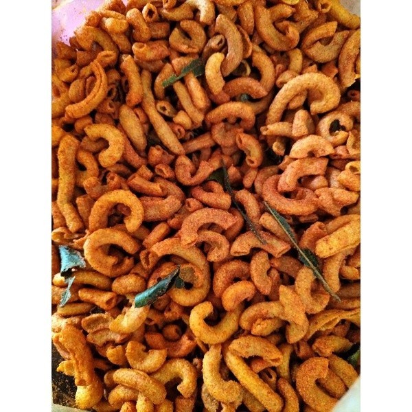 

MAKARONI PEDAS DAUN JERUK CEMILAN MURAH