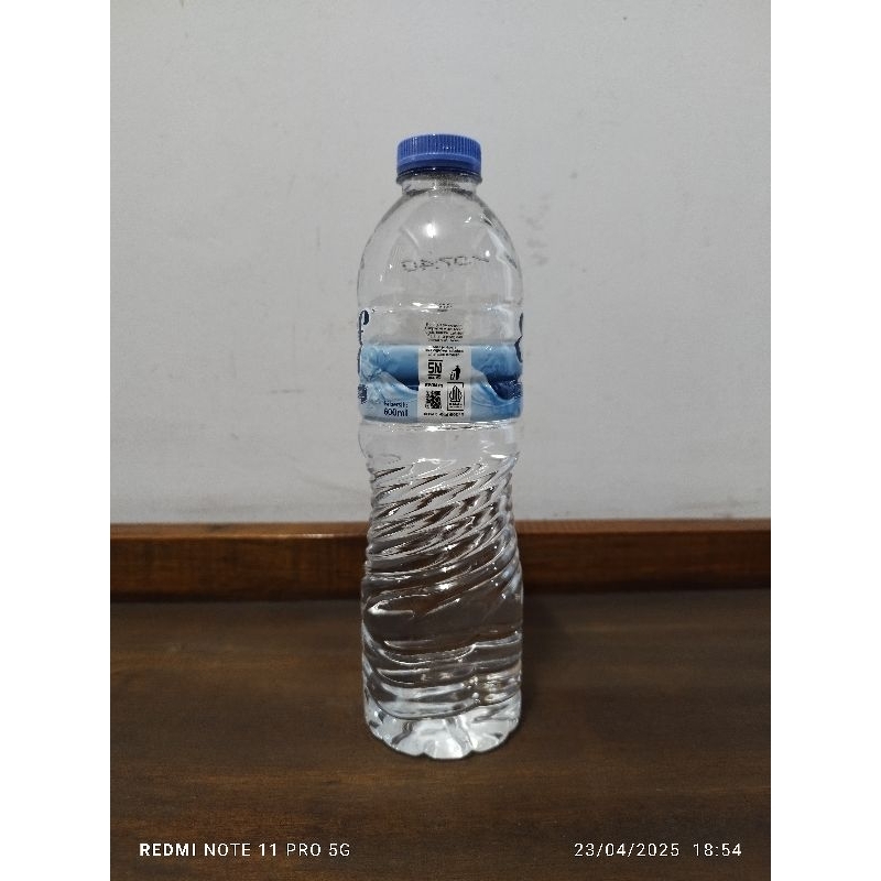 

Air mineral botol Elif 600 ml per dus