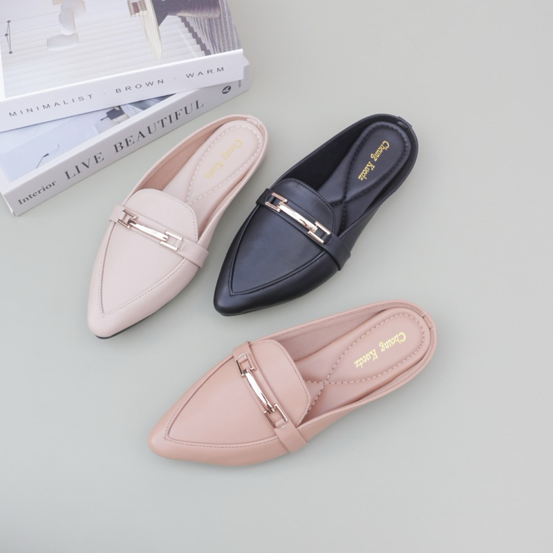 CHEUNG KUEDZ || PITALOKA || SANDAL BUSTONG FLAT