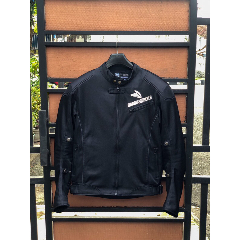 Rabbit And Wheels New Basic Black