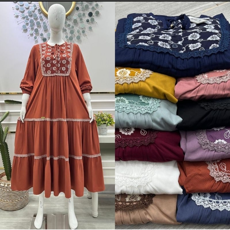 Midi dress by salvina.ys renda