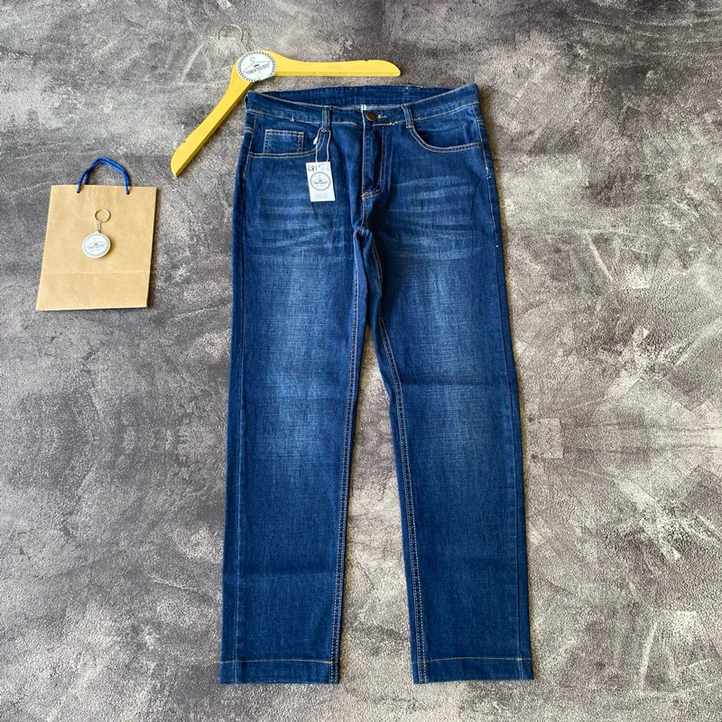 CELANA JEAN PIERRE (kode c681)