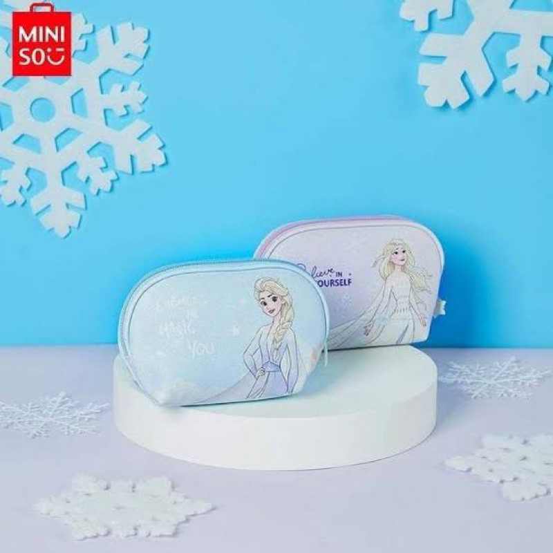 

MINISO FROZEN POUCH MAKEUP SEASHELL HALFMOON